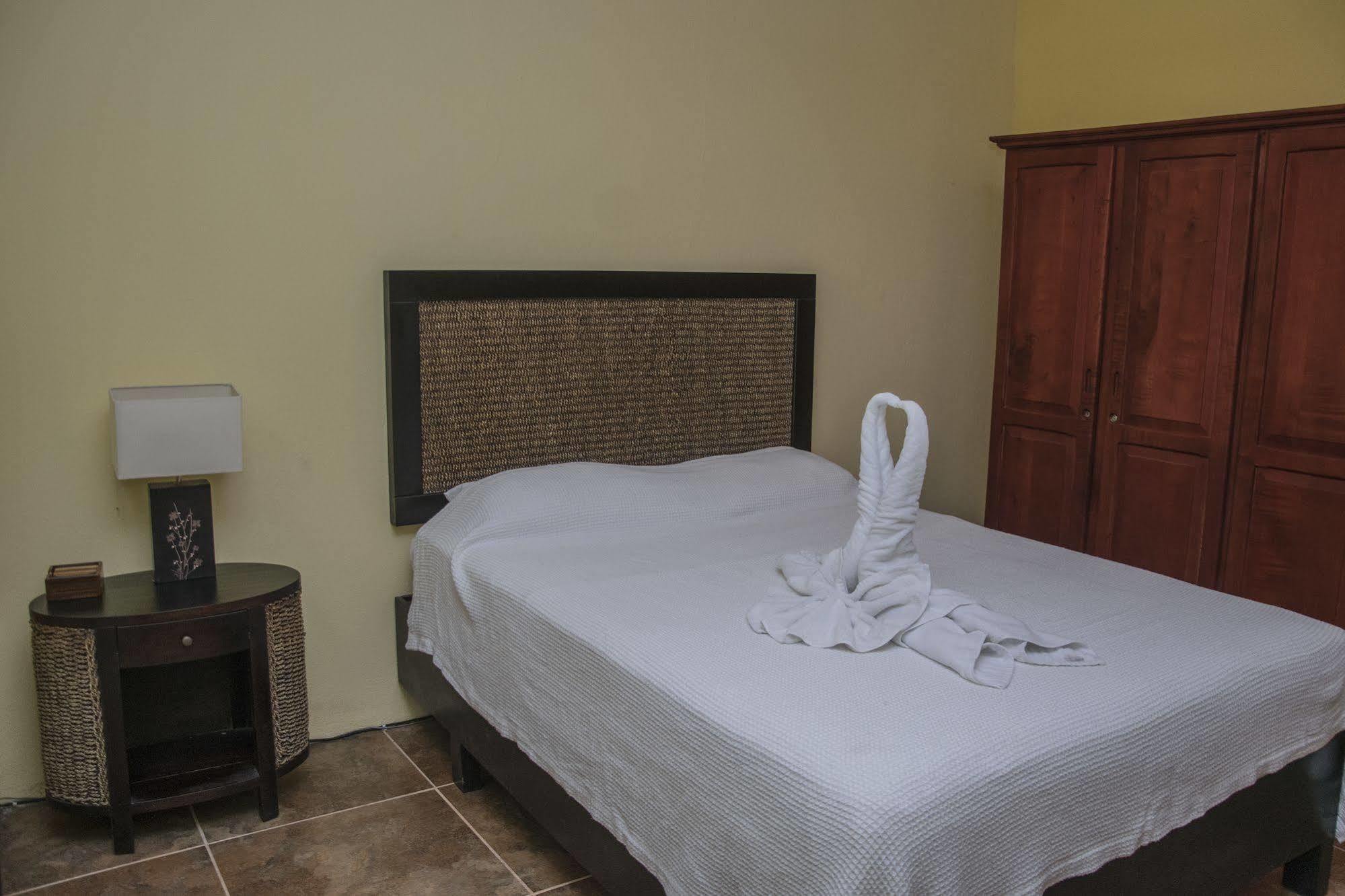 Condominio Villas El Parque Manuel Antonio Εξωτερικό φωτογραφία