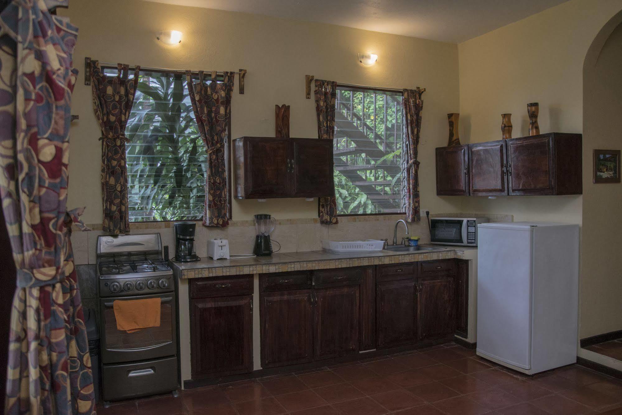 Condominio Villas El Parque Manuel Antonio Εξωτερικό φωτογραφία